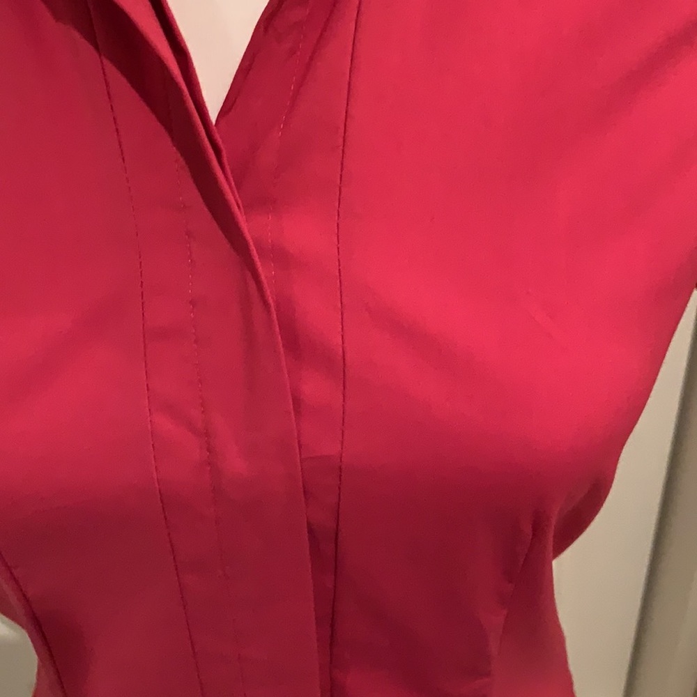 2/10 Laundry by Shelli Segal Pink Short Sleeve Top $10 - Picture 6 of 6